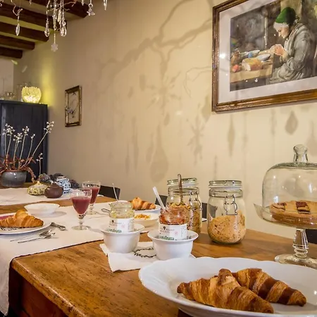 Portico Rosso Bed & Breakfast 2*